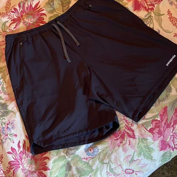 PATAGONIA size Large Board Short Swim Trunk Classic Black Lined Pockets $69 NEW - Picture 4 of 16
